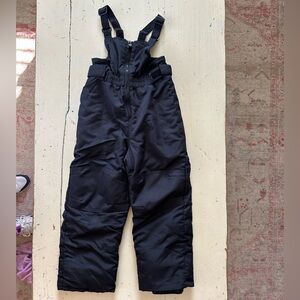 Snow pants; cat & jack size 5T